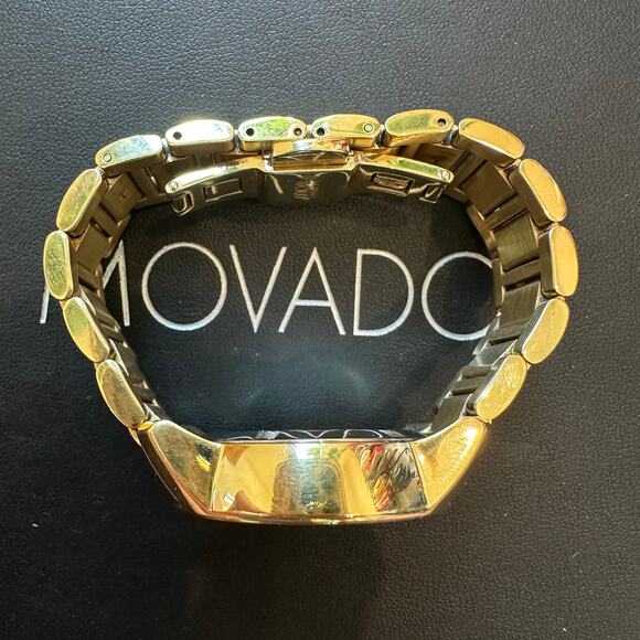 Movado BOLD Women's Stainless Steel Gold Tone Watch Roman Analog - Picture 2 of 9